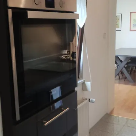 Apartment Schöne 3 Zi. Vor Den Toren Frankfurt