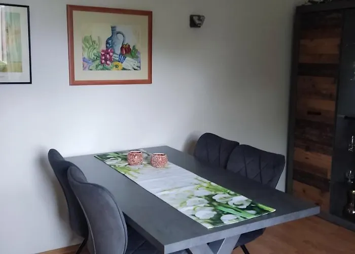 Апартаменты Schoene 3 Zi. Vor Den Toren Frankfurt Драйайх